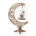 Detailansicht eines hohlen Mondständers aus Holz mit hängendem Moschee-Ornament - Moschee-Miniaturlandschaft (KZ-23016)
