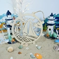 Mediterrane maritime Holz-Deko Wandbehang mit Segelboot-Motiv und Juteseil für Zuhause - Natürliches Segelboot