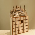 Calendario del Ramadan in legno con 30 cassetti e luci LED calde per decorazione festiva - 28X5.5X39CM / Stile Bianco E Oro (KZ-25003)