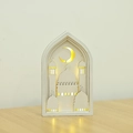 Nahaufnahme der hölzernen Ramadan LED-Laterne mit warm leuchtender Moschee-Silhouette - Dom Moschee Bogen Stil (KZ-24022)