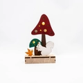 LED-Tischdeko aus Holz mit Pilzen, Eichhörnchen und herbstlichem Ahornblatt - Eichhörnchen und Pilz-Stil (FS-24073)