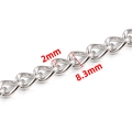 Gros plan d'une chaîne en acier poli de 2mm avec dimensions de maillon de 8,3mm - Couleur Acier Chaîne Gourmette Polie 2.0x8.3mm