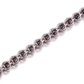 Edelstahlkette mit ineinandergreifenden Ringen und dunkelvioletten, lichtdurchlässigen Perlen - Stahlfarbe Lila Perlenkette 10mm