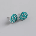 Macro detail of silver S925 smiley face earrings with melting turquoise enamel effect - 925 Silver / Starry Blue (Platinum)