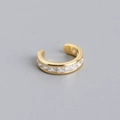 Golden S925 sterling silver ear cuff with square cubic zirconia in channel setting - White (Gold)