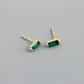 Macro detail of square green zircon stones set in gold plated S925 silver stud earrings - 925 Silver / Emerald Green (Gold)