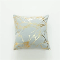 Vierkante lichtgrijs-blauwe kussenhoes van lamsfluweel met gouden marmeren textuur - Met 500g Hoog Elastische Kern / Morandi Blauw