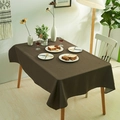 Rechteckige Tischdecke in Dunkelbraun mit Leinenstruktur und elegantem Fall für den Esstisch - Kaffeebraun