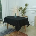 Minimalistische schwarze rechteckige Tischdecke für Esstisch mit feiner Stoffstruktur - Schwarz