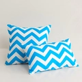 Αδιάβροχα καλύμματα μαξιλαριών εξωτερικού χώρου με μπλε και λευκό γεωμετρικό σχέδιο - 45x45cm (Με 500g Γέμισμα) / Μπλε Κύμα