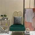 Moderne fauteuil in smaragdgroen fluweel met gouden blad vormige rugleuning en kussen - 45x45cm (Met Kern) / Grijs