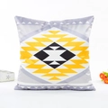 Housse de coussin en satin de soie avec motif géométrique de losanges décoratif - Style Totem Géométrique (Style 1) / Avec Insert Non-tissé