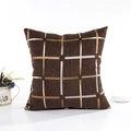Donkerkoffiebruine chenille kussenhoes met metallic goud en zilver ruitpatroon - Alleen kussensloop / koffiekleur