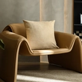 Fodera per cuscino in ciniglia spessa beige oro su una sedia in pelle moderna - Stile-Con Interno Cuscino / Albicocca