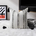 Federa per cuscino moderna a strisce in ciniglia con nappe nere decorative - Rettangolare (Senza Anima) / Bianco