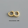 Macro detail of S925 engraved gold-plated hoop earring with 6mm internal diameter - Inner Diameter 6mm / Gold