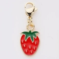 Golden alloy strawberry pendant with red enamel details and a secure lobster clasp - Detailed Red Strawberry Style (4)