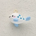 Cartoon white and blue whale charm in copper alloy with gold ring for DIY jewelry - Seal Shape (9)