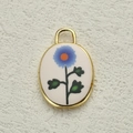 Vintage oval pendant with light pink background and delicate blue floral pattern - Blue Floral Style (1)