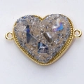 Goldener Herzanhänger mit schillernden Kristallen und zwei Ösen für DIY-Schmuck - Marineblau