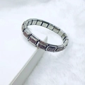 Bracelet modulaire en acier inoxydable argenté avec motifs géométriques en émail rouge - Style Texture Géométrique Rouge (16)