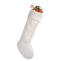 Calza di Natale in maglia a trecce color panna con pigne e decorazioni rosse - Bianco