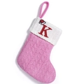 Rosa gestrickte Weihnachtssocke mit K-Stickerei und weißem Kunstfellbesatz - Buchstabe K