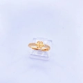 Detail of adjustable gold ring featuring a butterfly motif and side-set sparkling zircons - Butterfly Zirconia Style / 18K Gold Full Zirconia
