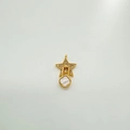 Colgante estrella baño oro 18k con circonitas y detalle de flor en nácar blanco - Colgante Estrella Flor