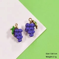 Lila Emaille-Traubenanhänger mit goldener Öse für DIY-Schmuck, 1,8x1cm - Trauben