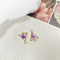 Macro detail of triangle resin charms with purple dried flowers and gold metal frames - Triangle / Purple Flower