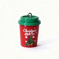 Weihnachts-Milchtee-Anhänger aus Harz mit rotem Becher, grünem Deckel und silbernem Metallhaken - Rote Tasse