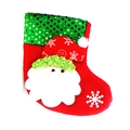 Detail van kerstsok met kerstman-patch, groene pailletten rand en witte sneeuwvlokpatronen - Kerstman Kleine Pailletten Sok