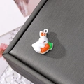 Ciondolo a forma di coniglio bianco in lega con carota per creazione di gioielli fai-da-te - Coniglio con Carota