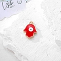 Ciondolo Mano di Fatima rosso con occhio del male e bordo dorato per gioielli DIY - Mano Di Fatima Rossa (J)