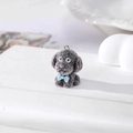 Ciondolo cane di peluche floccato grigio con fiocco blu per collane e portachiavi DIY - Nero (F Cane Nero con Fiocco Blu)