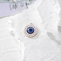 Ciondolo malocchio blu con glitter e cristalli su sfondo in pietra bianca - Stile Strass Bianco Glitter Blu Scuro (O)