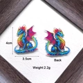 Detailansicht der Acryl-Drachenanhänger für DIY-Schmuck mit Vorder- und Rückseitenanzeige - Rotflügeldrache