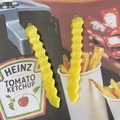 Pendentifs réalistes frites ondulées jaunes en PVC pour bijoux DIY et porte-clés - Frites de Pommes de Terre Ondulées
