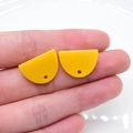Perline in acrilico giallo brillante a forma di D con fori per gioielli fai-da-te - Ventaglio Giallo