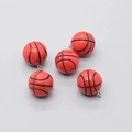 Set mit fünf 3D Basketball-Anhängern aus orangefarbenem Harz mit schwarzen Linien und Ringen - Dreidimensionaler Basketball