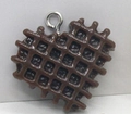Pendentif gaufre en forme de cœur en chocolat avec texture pour bijoux DIY - Chocolat