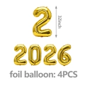 Nahaufnahme von 32-Zoll Goldfolienballons für die 2026 Abschlussfeier Dekoration - 2026 Nummer Folienballons / Gold