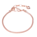 Dettaglio del bracciale a maglia serpente oro rosa con chiusura a moschettone e cuore - 16cm / Rame Placcato Oro Rosa