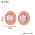 Gedetailleerd overzicht van roze emaille ovale oorknopjes met kristal van 1,5 cm bij 1,1 cm - Roze Ovale Stijl (HE1970B1)