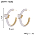 Detail van C-vormige oorbellen met wit emaille en hartvormige micro-ingelegde stenen - Hart Strass Wit (BRH00192D15)