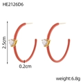 Detail van 2,5cm oranje emaille C-vormige oorringen met hartzirkoon en afmetingen - Hart Strass Koraal Oranje (HE2126D6)