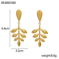 Dettaglio di orecchini a foglia dorata da 6,4 cm con dimensioni e specifiche - Orecchini Pendenti a Foglia (BE48603B0) / 6,4 cm x 3,2 cm