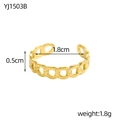 Detailopname van een holle gouden ring met 1,8 cm diameter en 0,5 cm breedte specificaties - Holle Ketting Stijl (YJ1503B)