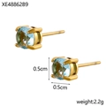 Détail de boucles d'oreilles zircon bleu clair 0,5cm avec monture dorée, poids 2,2g - Boucles d'oreilles clous gemme ronde(XE48862B9) / Bleu clair